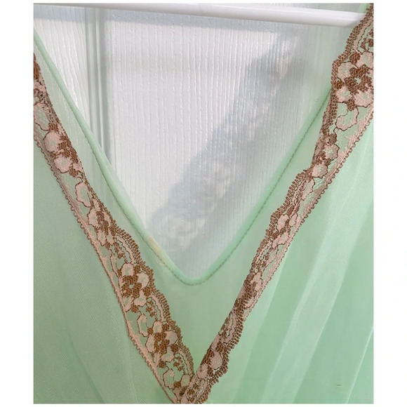 Vintage I S - Picture 4 of 11